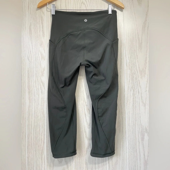 Lululemon Breezy Dot Crop 19" Evergreen Size 6 EUC W6AMWS - Picture 3 of 4